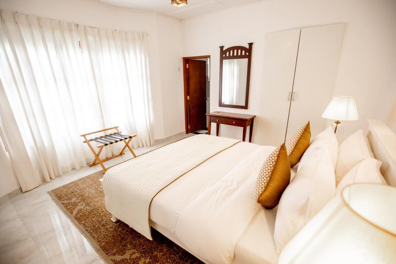Hotel Manuel Manor Labugolla Zewnętrze zdjęcie